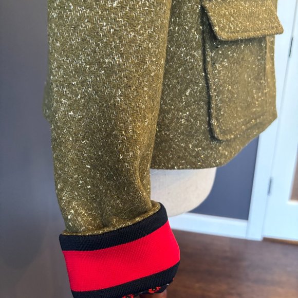 Green and Gold Metallic Cropped Jacket - Picture 6 of 9